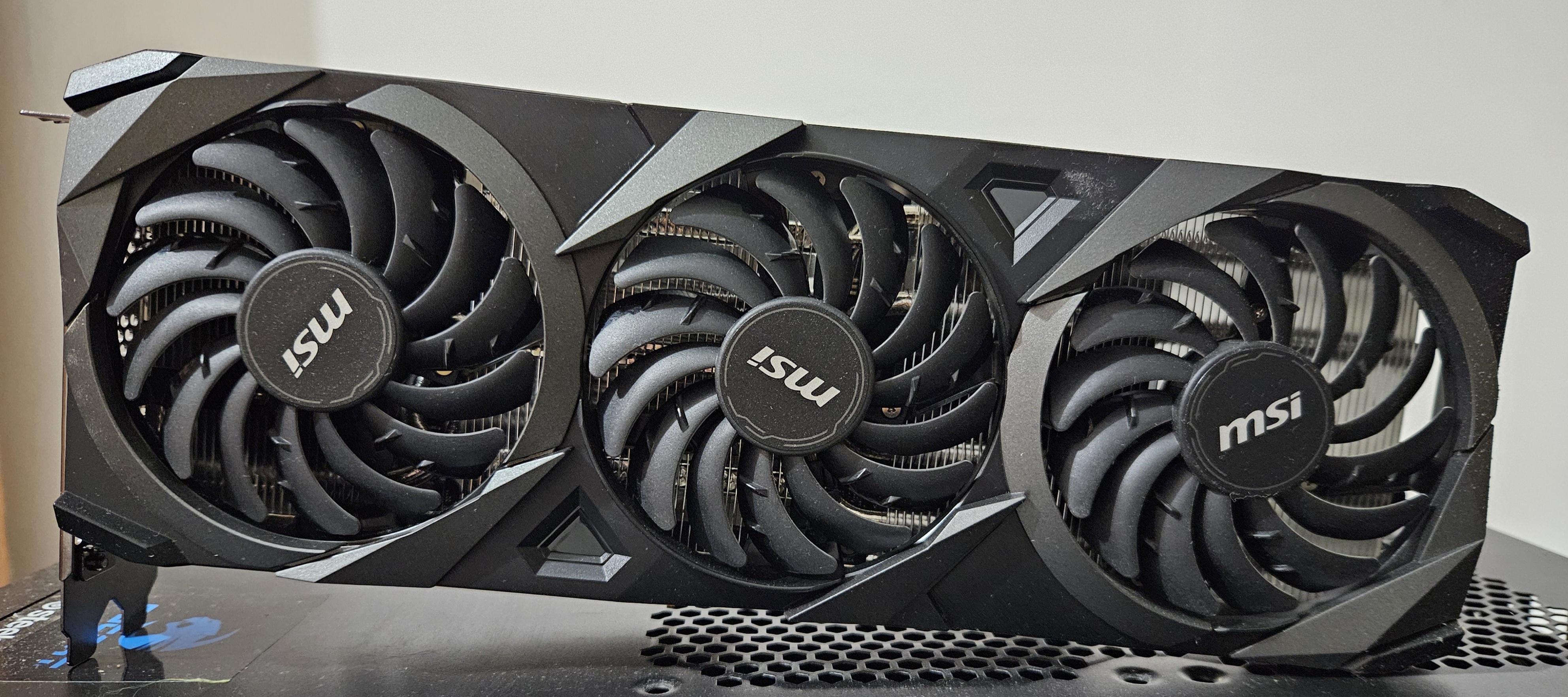 Видеокарта MSI GeForce RTX 3070 VENTUS 3X OC