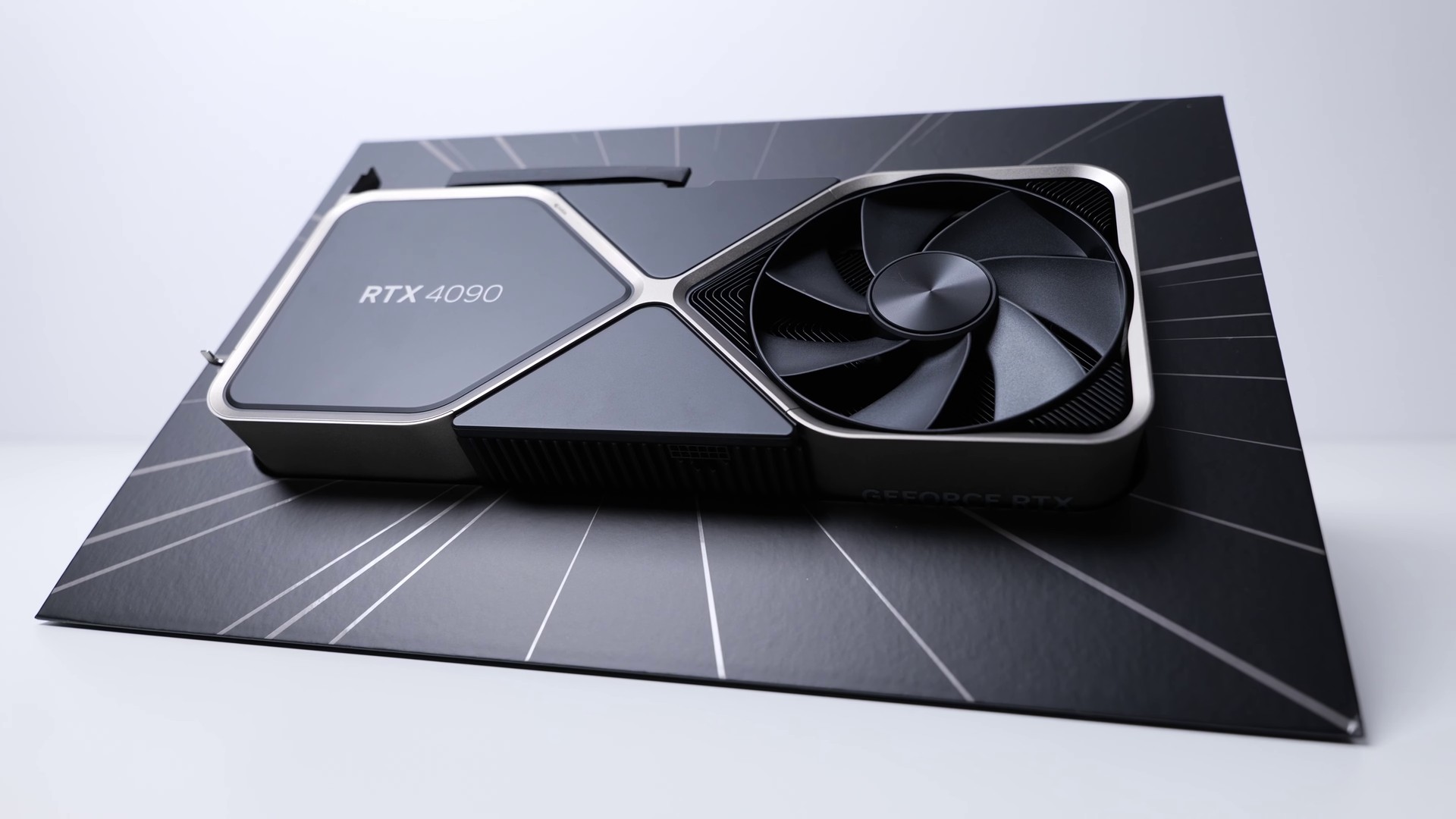 NVIDIA GeForce RTX 4090 Founders Edition